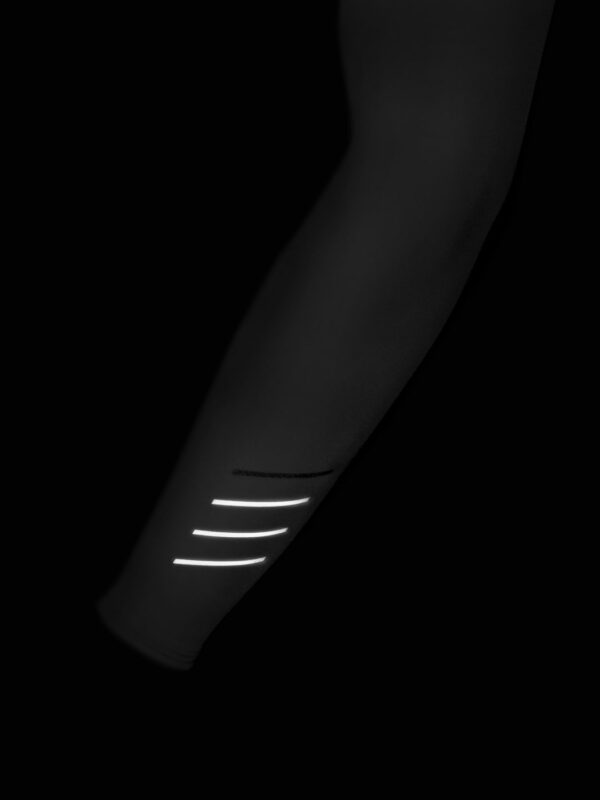 Classic-White-Rekawki-A26-4