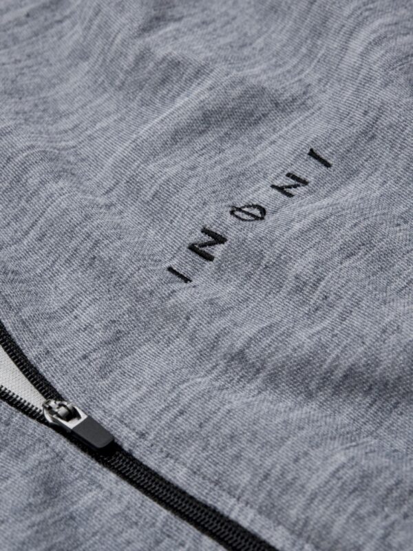 BAR_3623-Duzy-min-810x1080