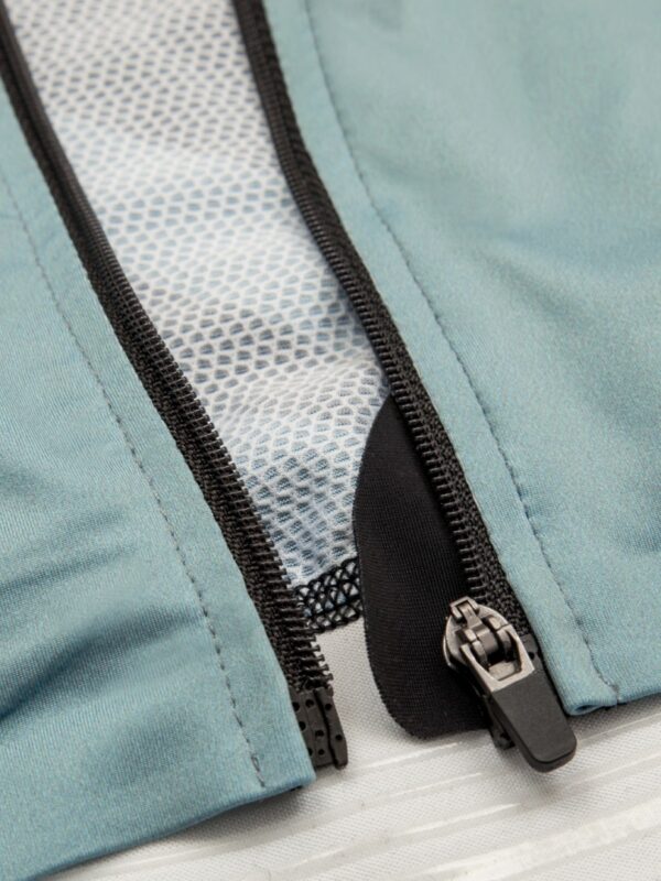 BAR_3738-Duzy-min-810x1080